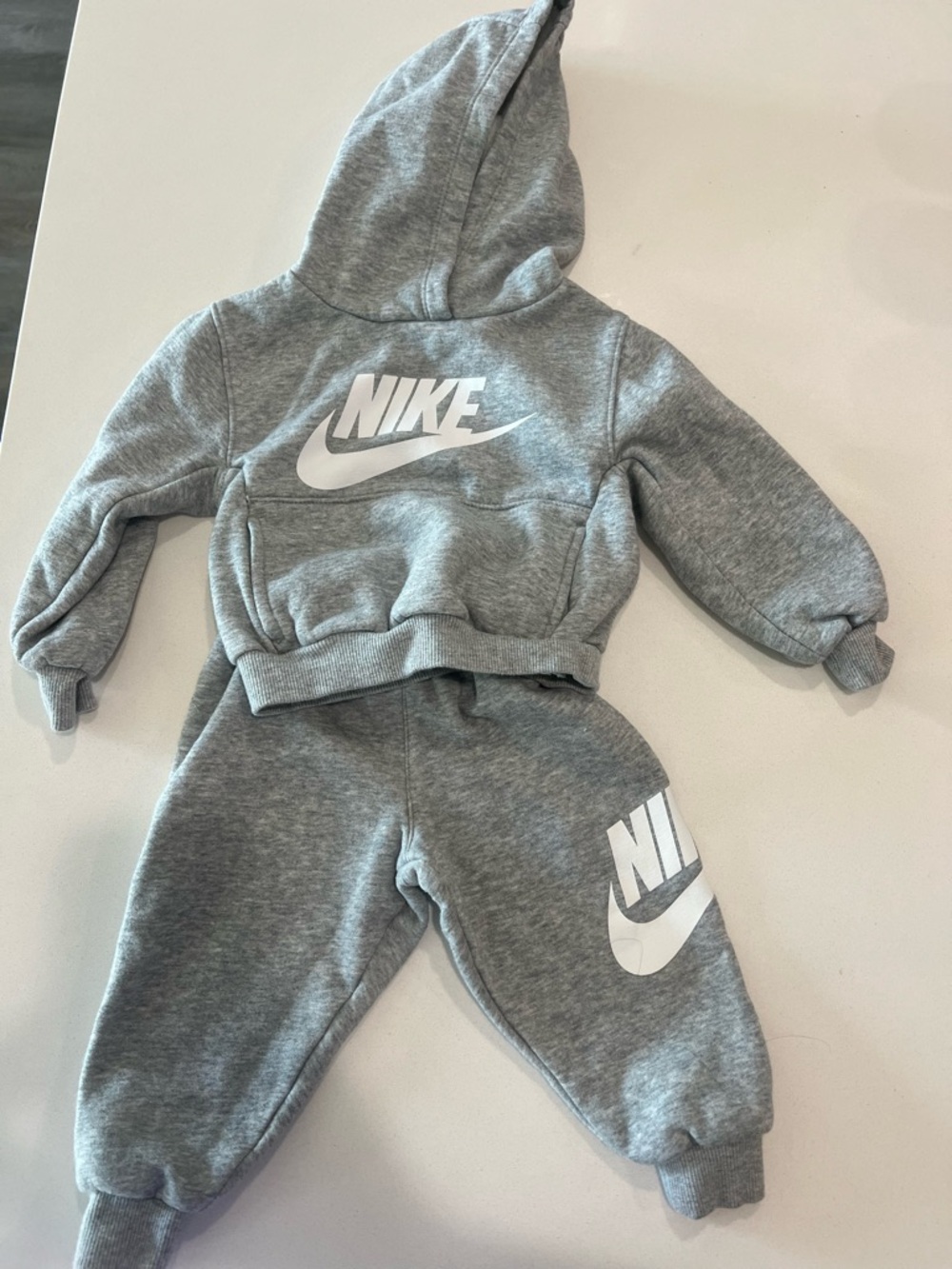 Nike Toddler Heather Gray Hoodie & Sweatpants Set - Gray/White